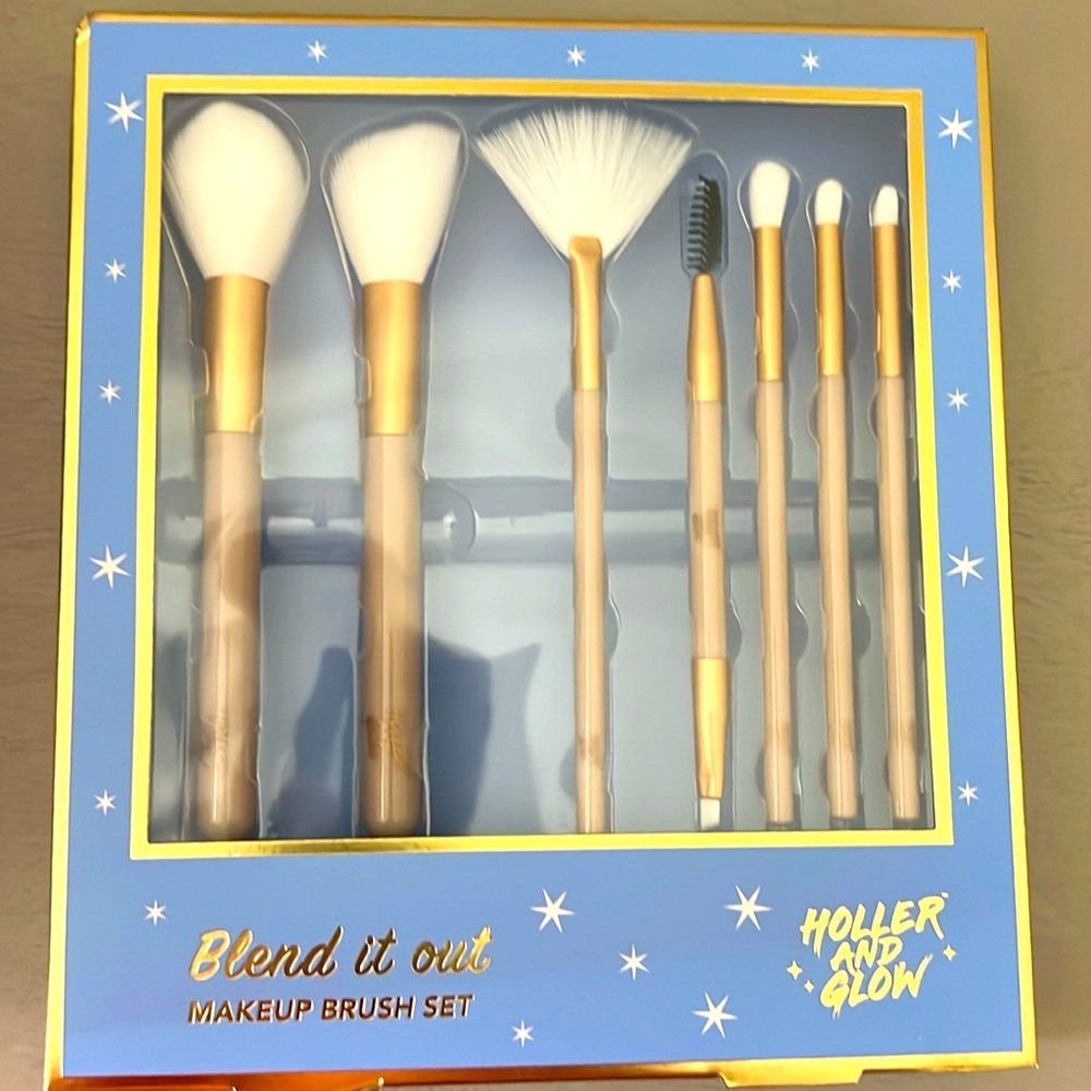 Holler & Glow Makeup Brush Set